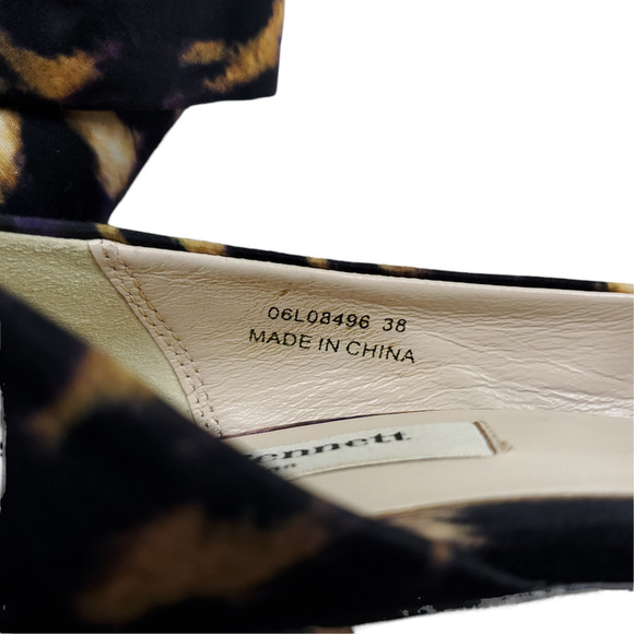 LK Bennett Black and Gold Patterned Heels - Picture 12 of 12